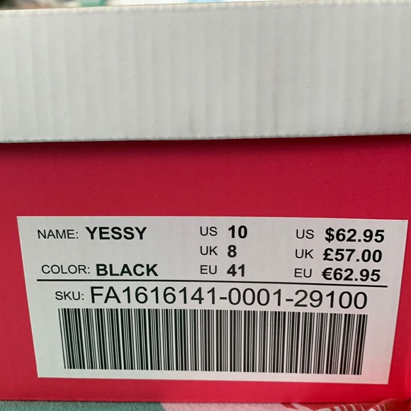 JustFab Yessy Gladiators - Picture 4 of 4